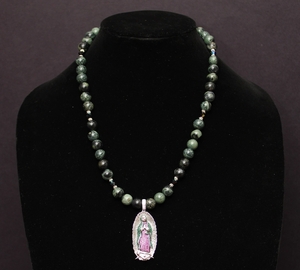 Semiprecious stone and Swarovski9